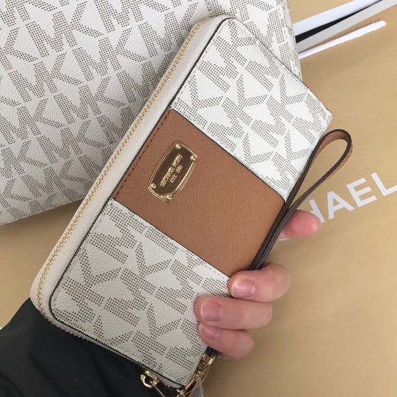 💦🌻Mk messenger set🌻crossbody/large/ vanilla - Picture 5 of 8